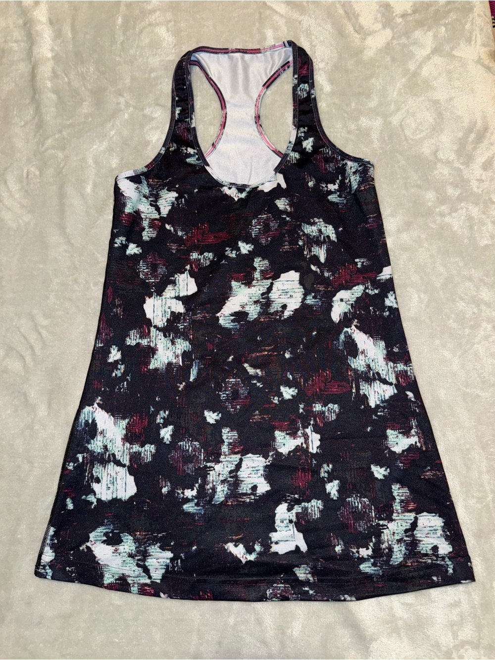 Lululemon Size 6 Racerback Tank